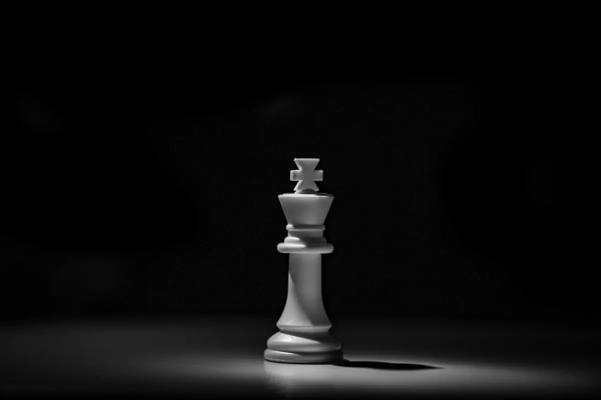 Baskıyla Nasıl Başa Çıkabiliriz? Otoriteyle Olan İlişkimiz